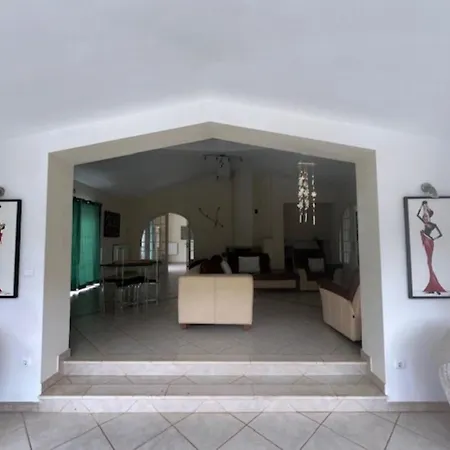 Casa Da Fazenda Homestay Santa Cruz das Flores