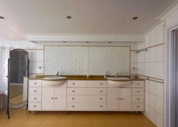 Casa Da Fazenda Homestay Santa Cruz das Flores